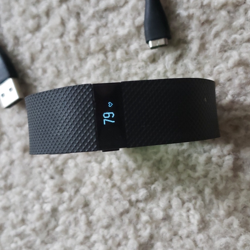 Fitbit Watch - Picture 3 of 6